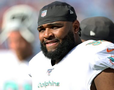 Miami Dolphins' Christian Wilkins ejected 33 seconds into game vs. Buffalo Bills