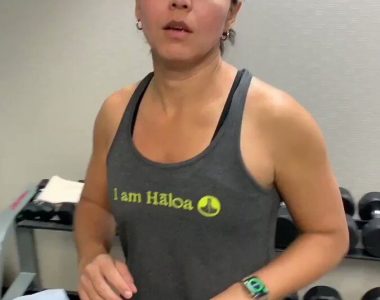 Tulsi Gabbard posts intense workout video on Twitter
