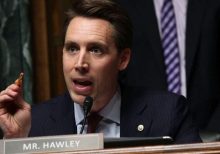 Hawley rallies GOP colleagues to move to dismiss articles of impeachment