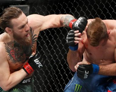 Conor McGregor blasts Cerrone in 40 seconds in UFC return