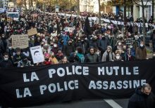 Thousands protest French law restricting rights to film, photograph police