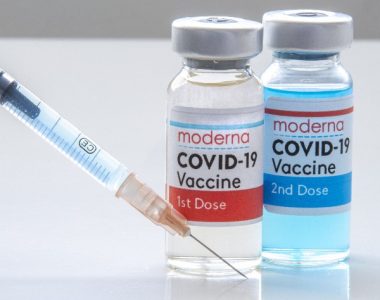 Boston Doctor Has Severe Allergic Reaction to Moderna COVID Vaccine